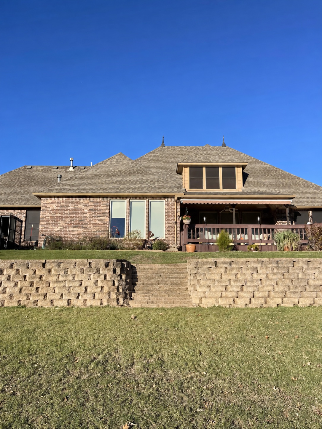 Brick ranch home in rural Illinois before it went solar with Direct Solar Pros